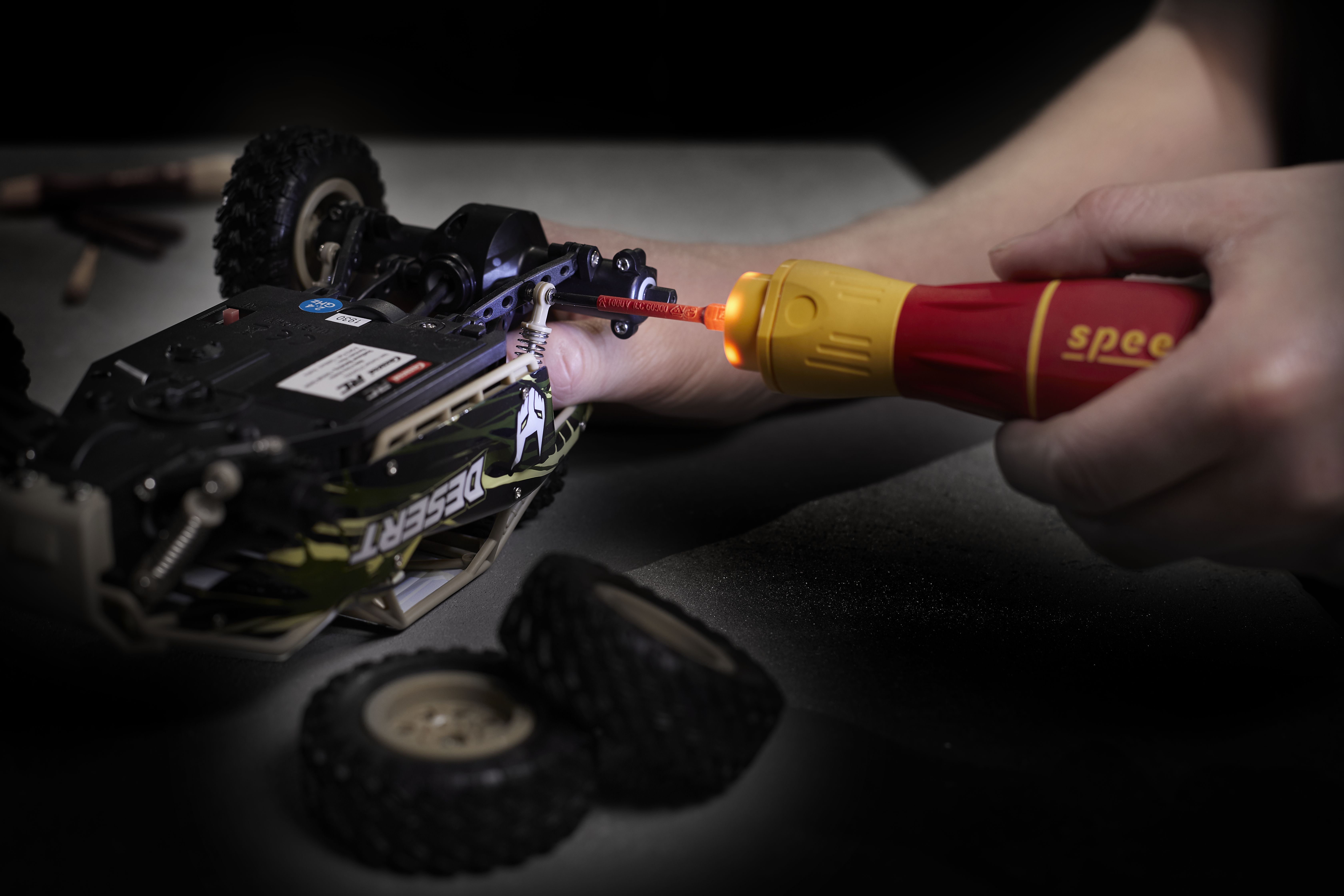 Wiha E-skruvmejsel speedE® II electric 7 delar, med slimBits, batterier och USB-laddare i L-boxx Mini (44318)