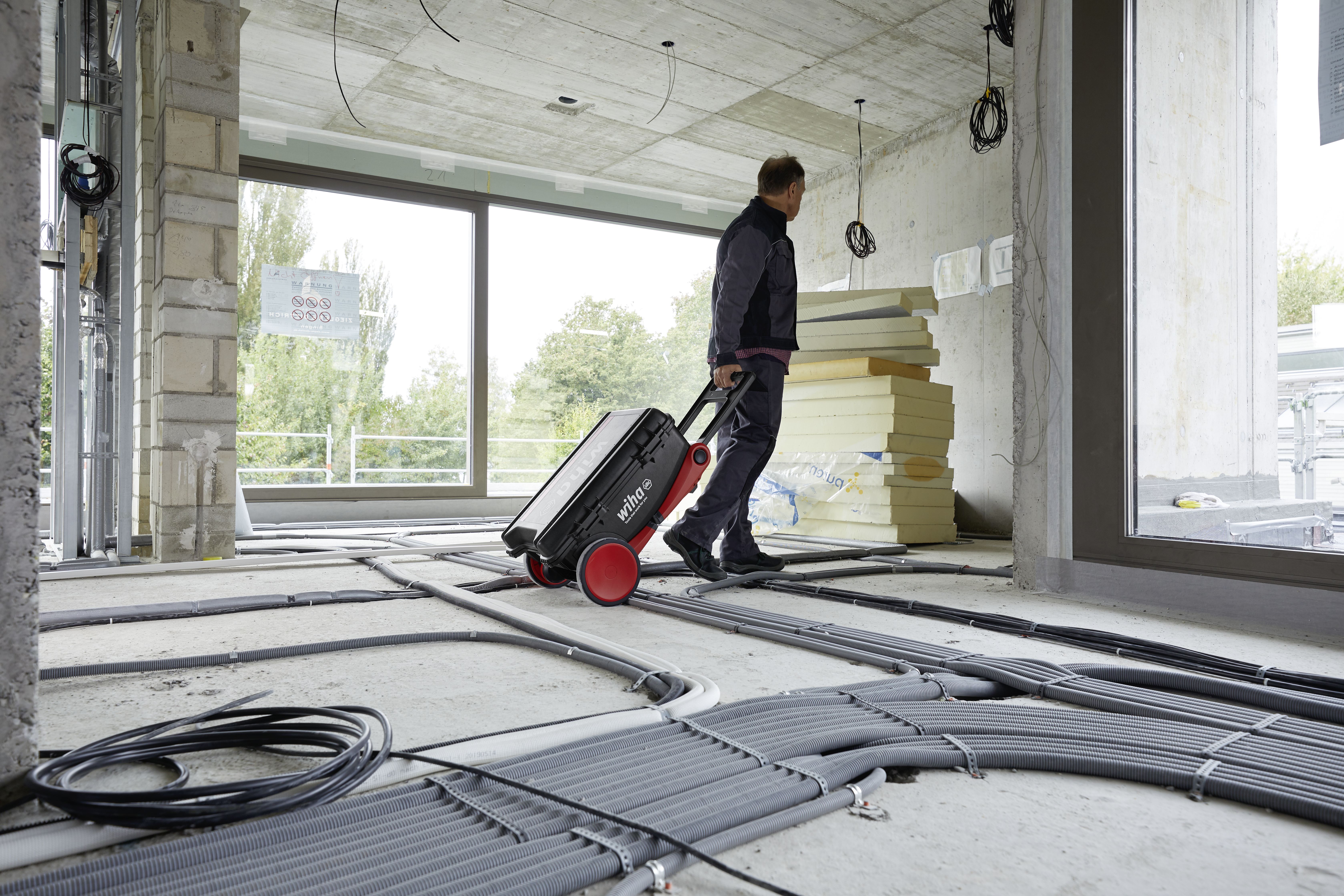 Wiha Verktygsväsksats XXL III electric blandat 104 delar inkl. verktygsväska (44128)