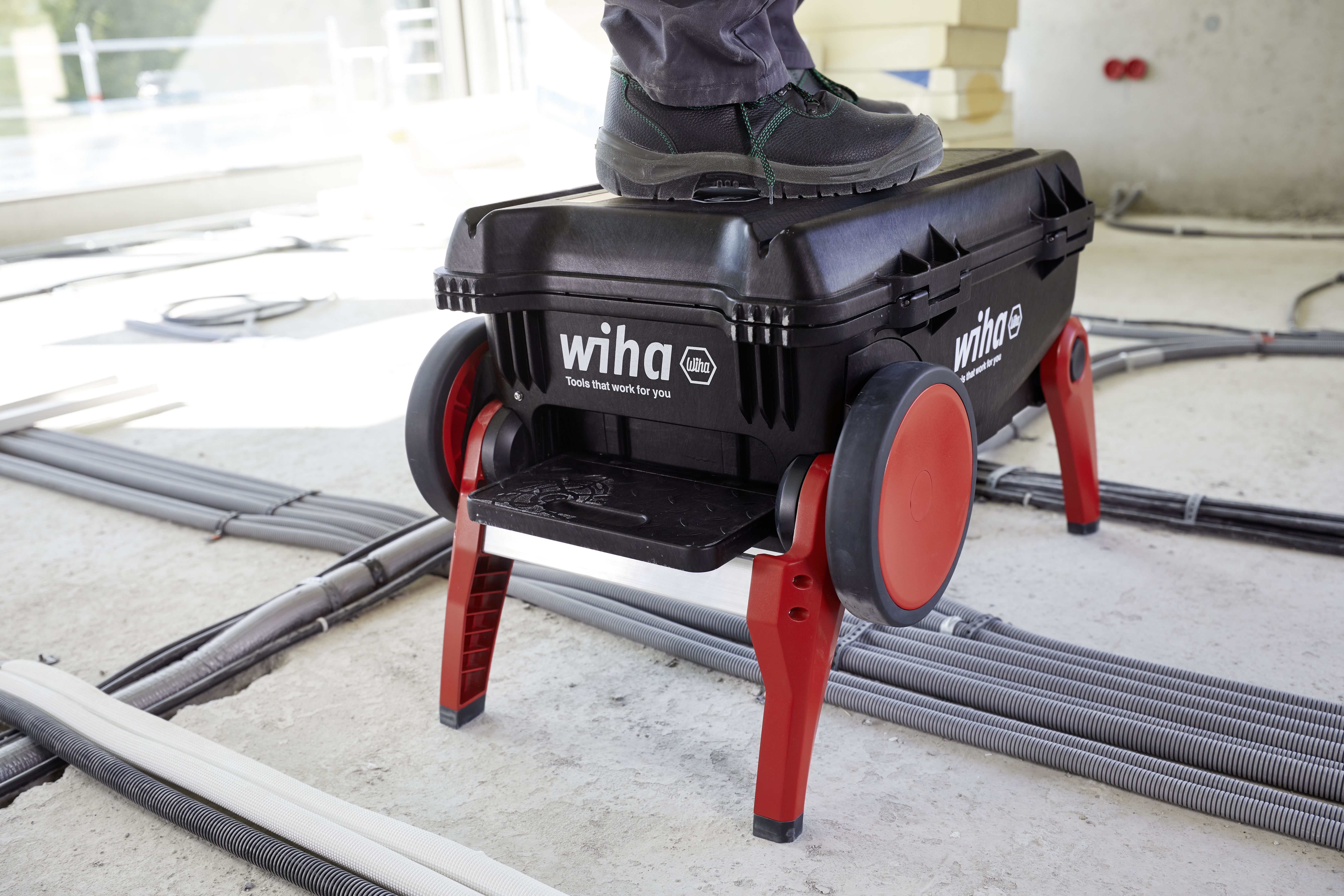 Wiha Verktygsväsksats XXL III electric blandat 104 delar inkl. verktygsväska (44128)