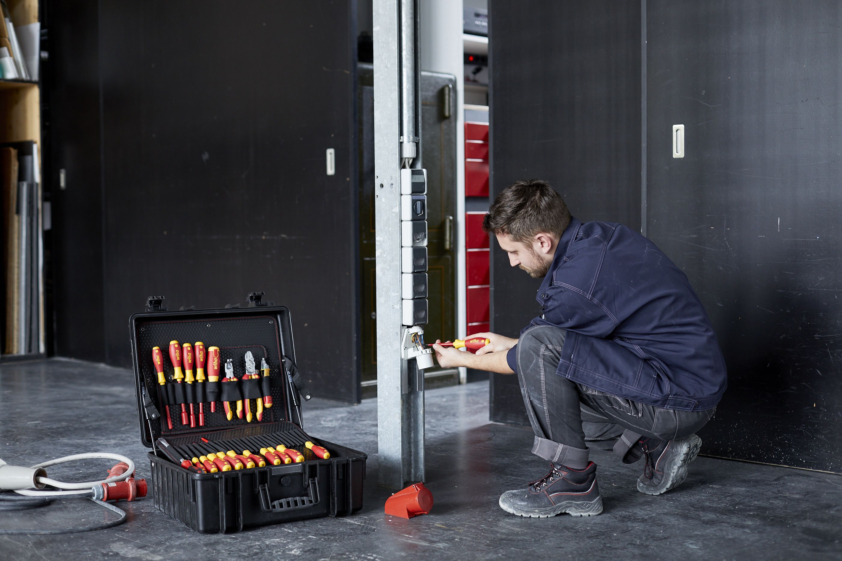 Wiha Verktygsväska XL elektrisk 81 delar (40523)