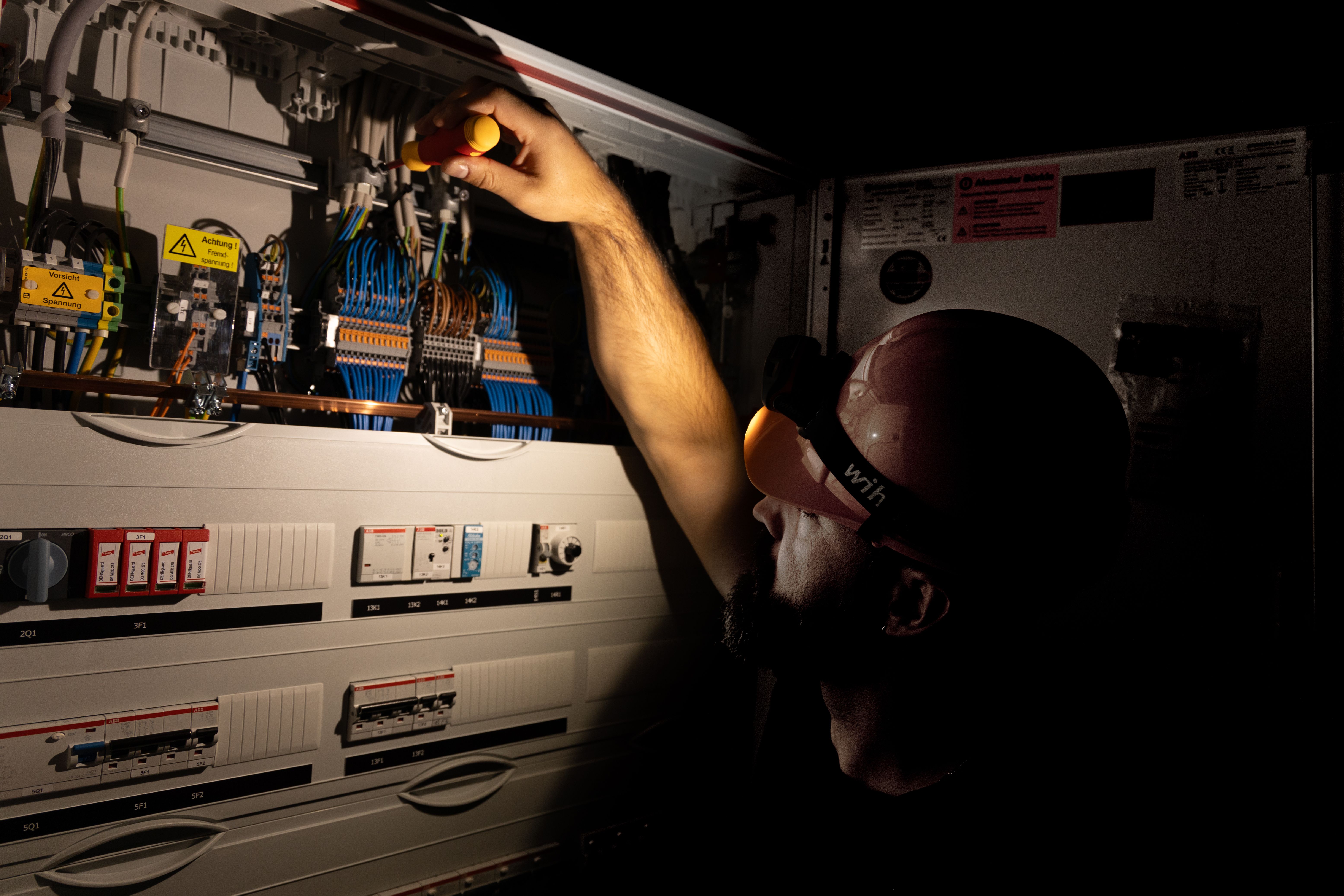 Wiha Pannlampa 500 lm med rörelsesensor (45700)