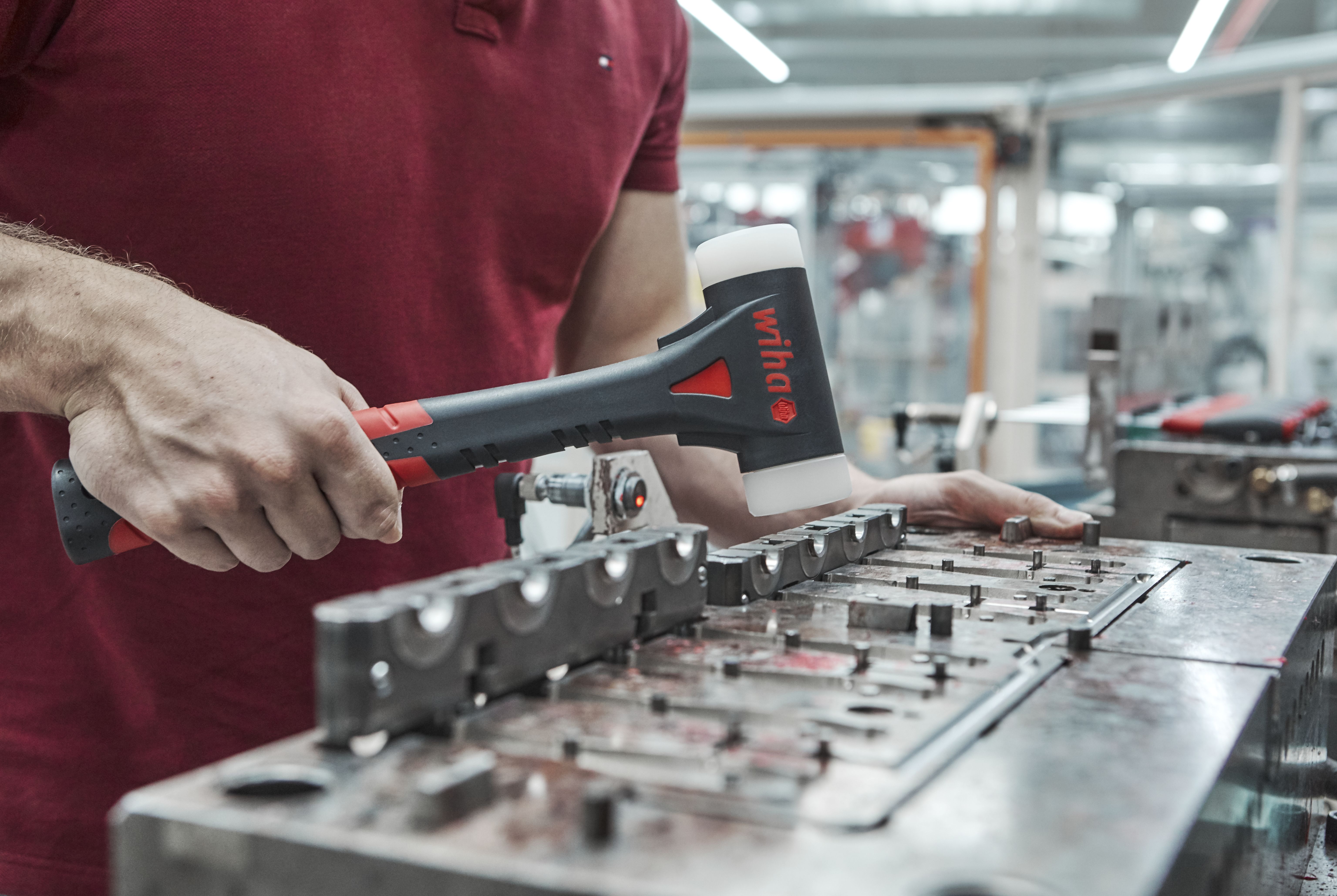 Wiha Skonhammare FibreBuzz® studsfri, mycket hård med utbytbart slaghuvud 40, 320 mm (44598)