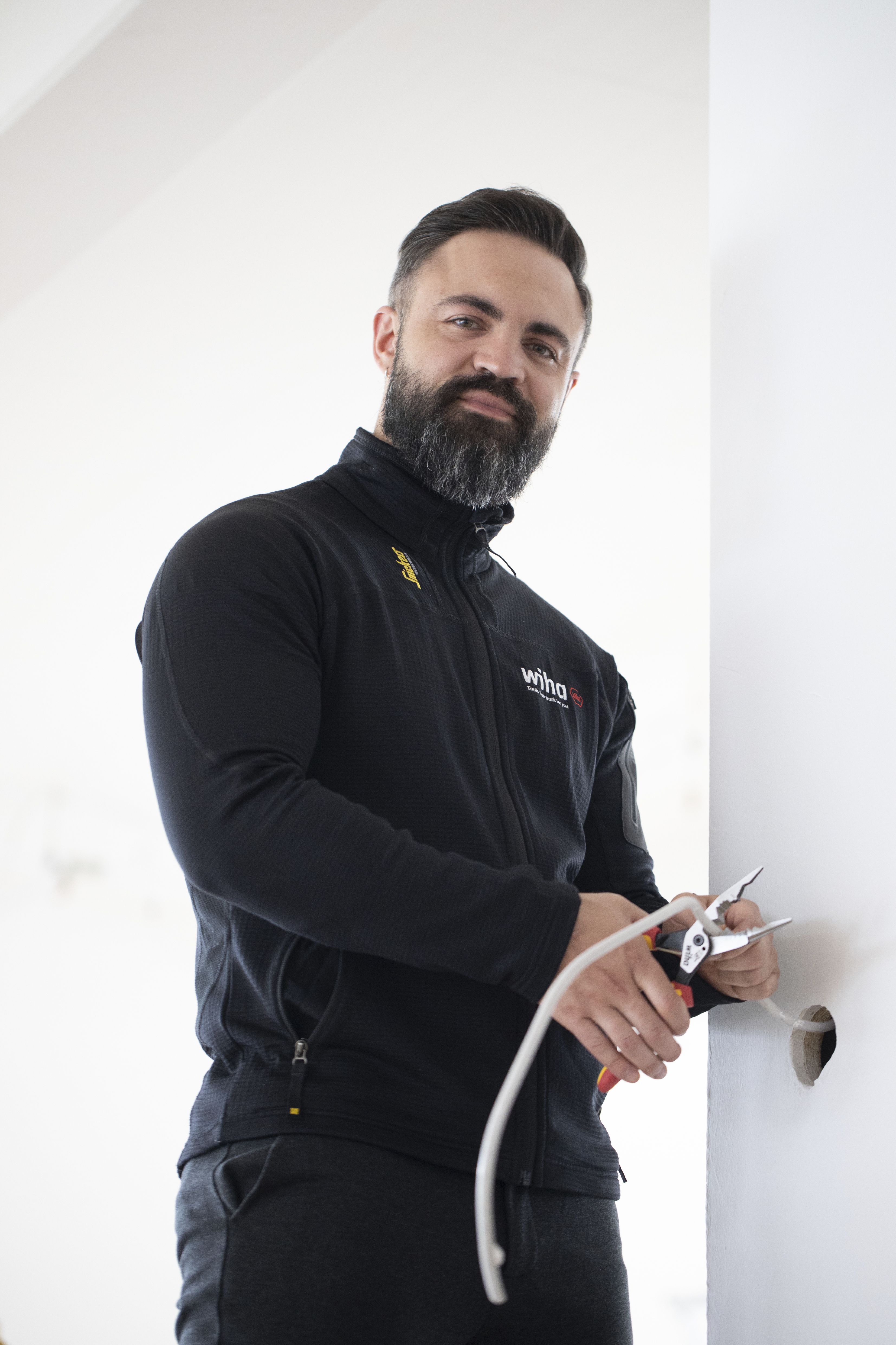 Wiha Multifunktionstång 8i1 Industrial electric med till-och frånkopplingsbar öppningsfjäder (45705)