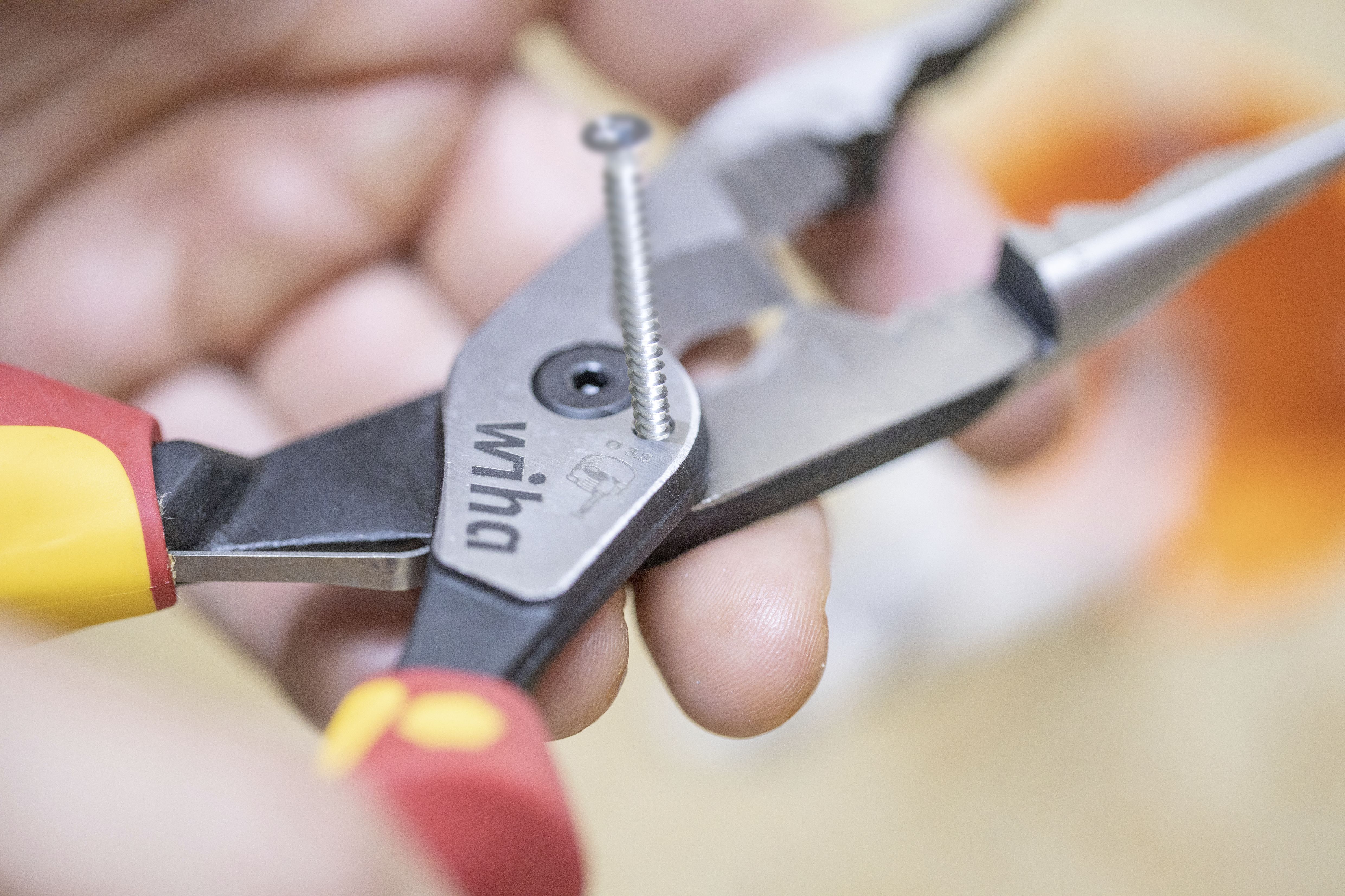 Wiha Multifunktionstång 8i1 Industrial electric med till-och frånkopplingsbar öppningsfjäder (45705)
