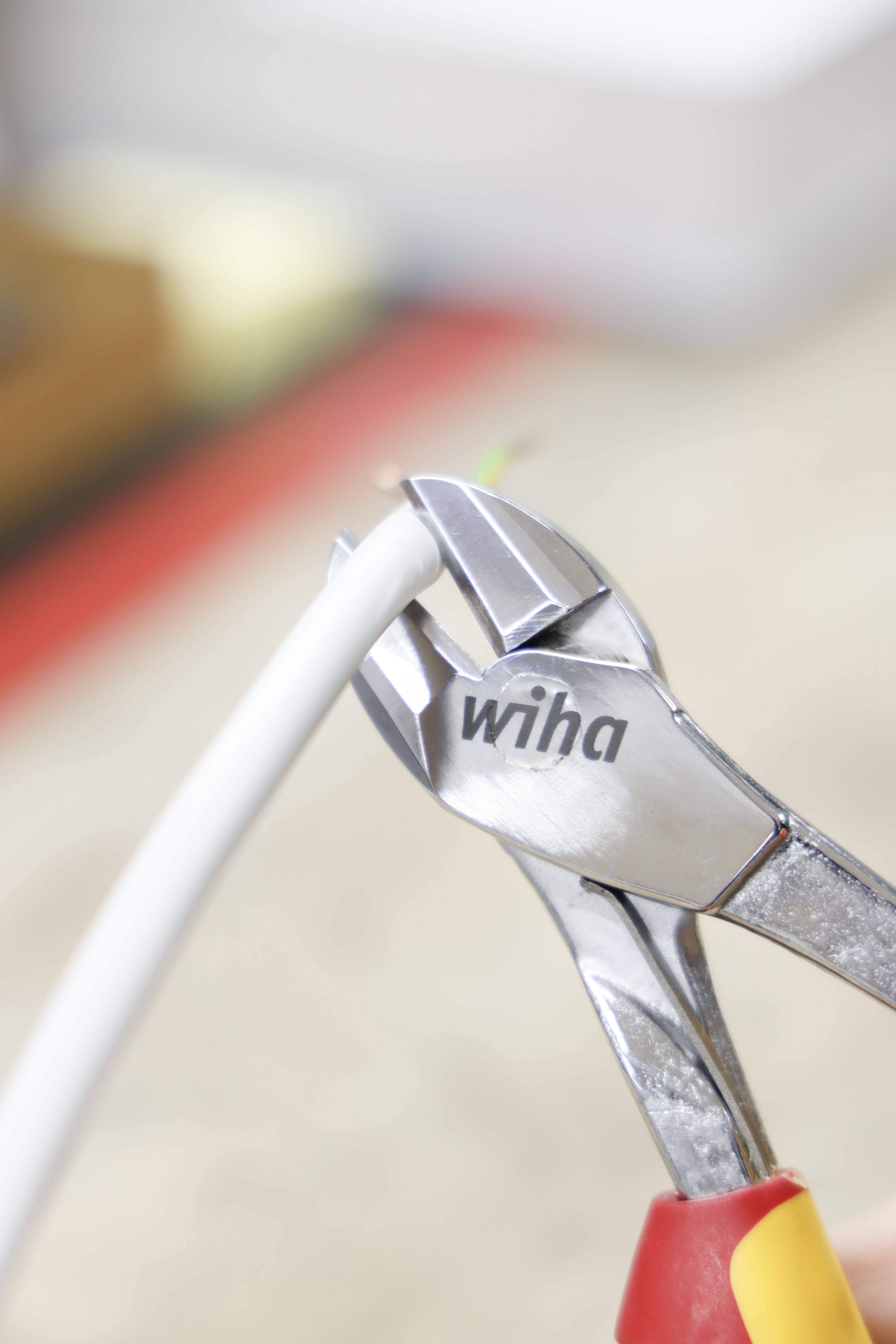 Wiha Kraftsidavbitare Professional VDE med DynamicJoint® med till- och frånkopplingsbar öppningsfjäder 160 mm, 6 1/2