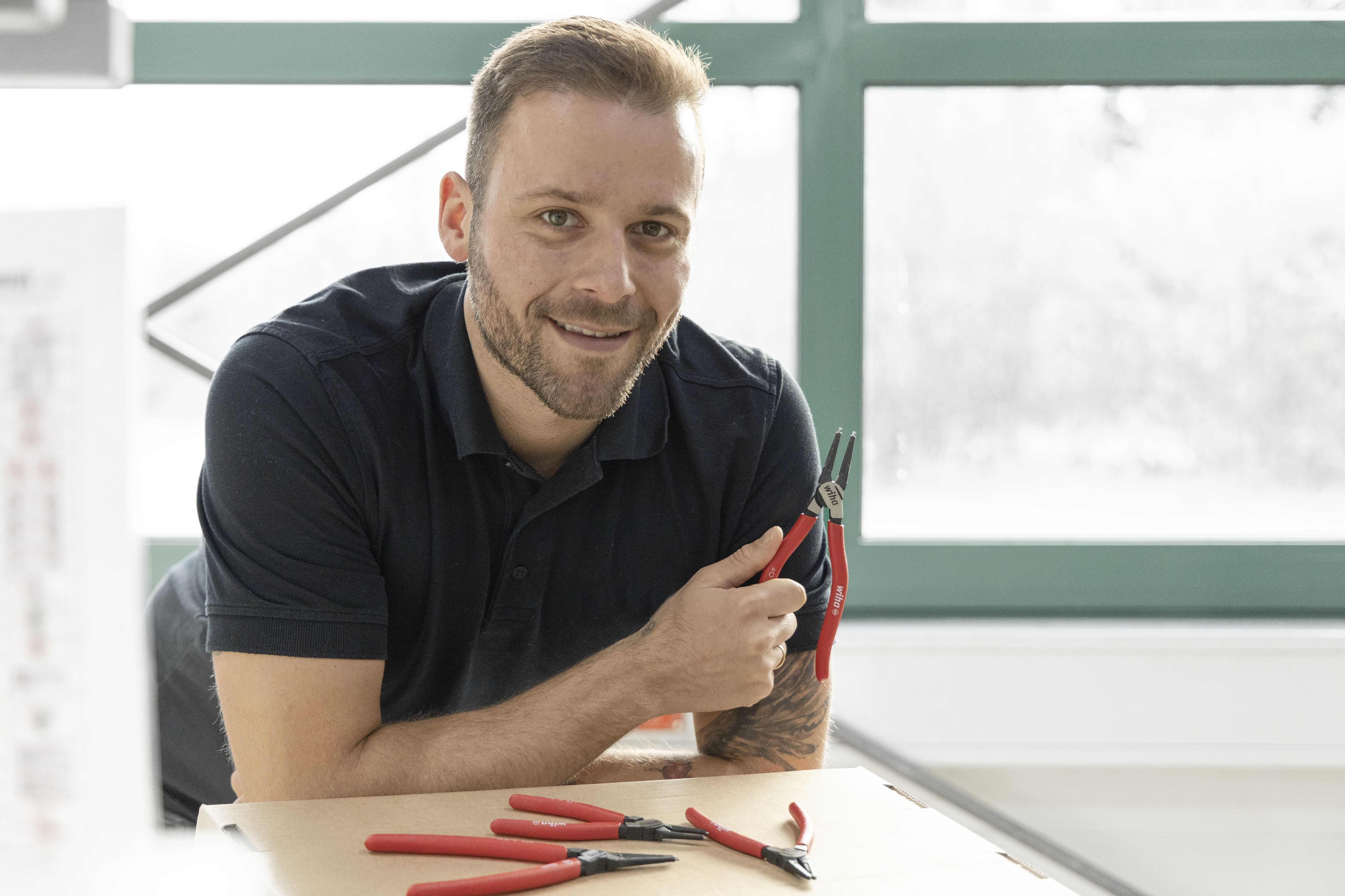 Wiha Tångsats Classic med MagicTips® Låsringstänger 4 delar (34708)